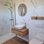 Rustic House Konfidenca Villa *