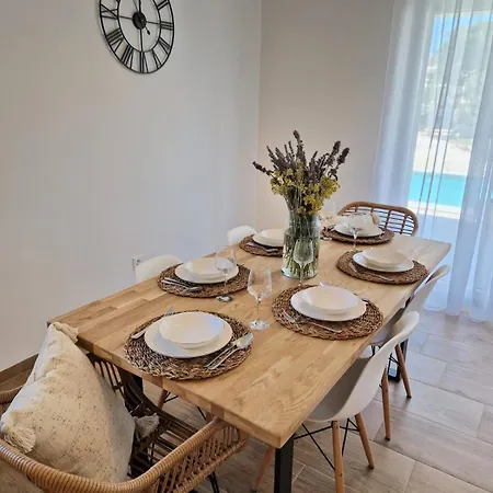 Villa Rustic House Konfidenca
