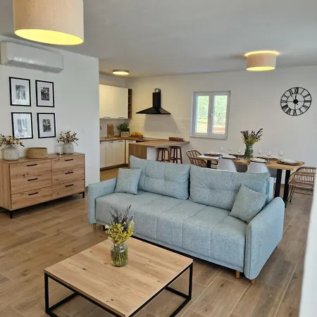 Rustic House Konfidenca Biograd Na Moru