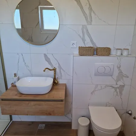 Rustic House Konfidenca