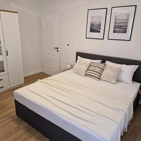 Rustic House Konfidenca