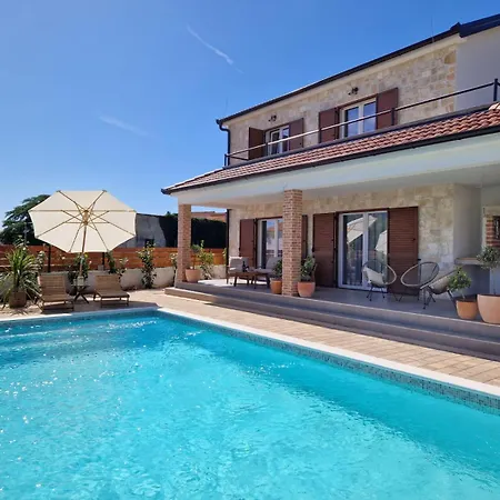 Rustic House Konfidenca Biograd Na Moru