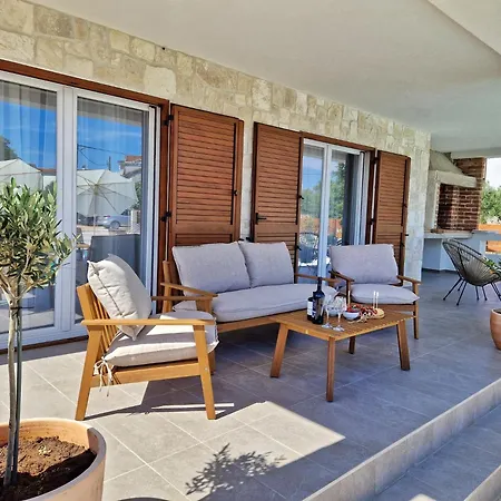 Vila Rustic House Konfidenca Biograd Na Moru