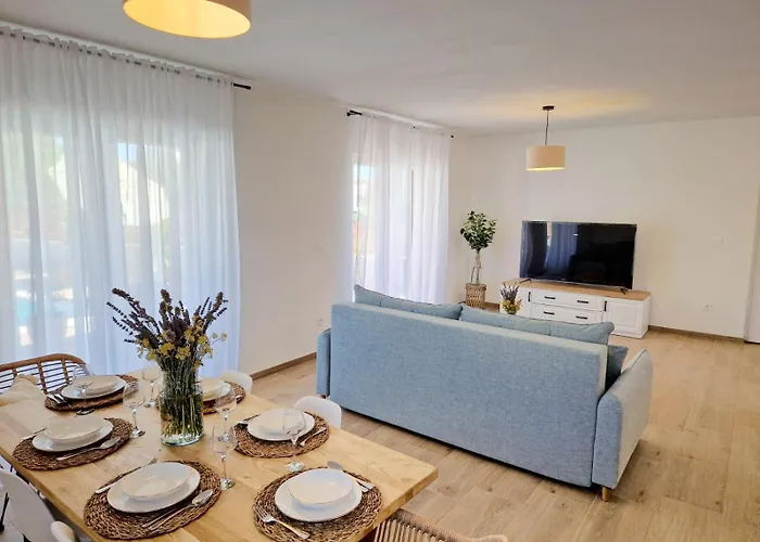 Rustic House Konfidenca Биоград-на-Мору