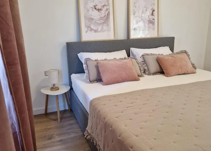 Rustic House Konfidenca 비오그라드나모루