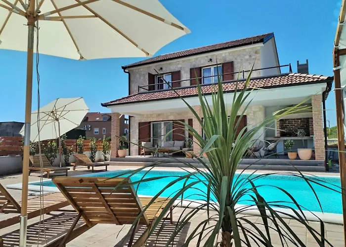 Rustic House Konfidenca Вилла